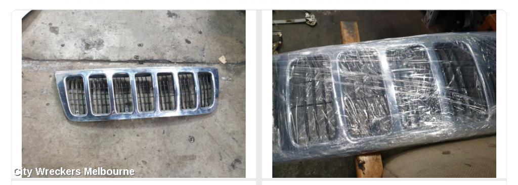 JEEP GRANDCHEROKEE GRILLE, LAREDO, WG, 04/2003 - 06/2005