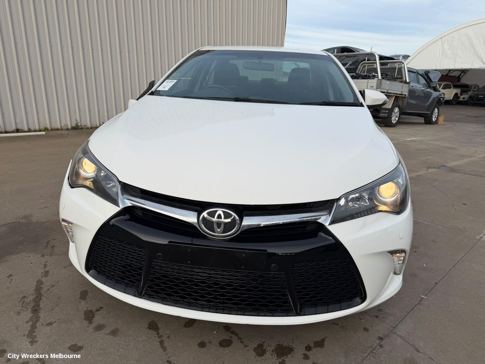 TOYOTA CAMRY COURTESY LIGHT, XV50, FRONT (CENTRE), 05/2015 - 10/2017