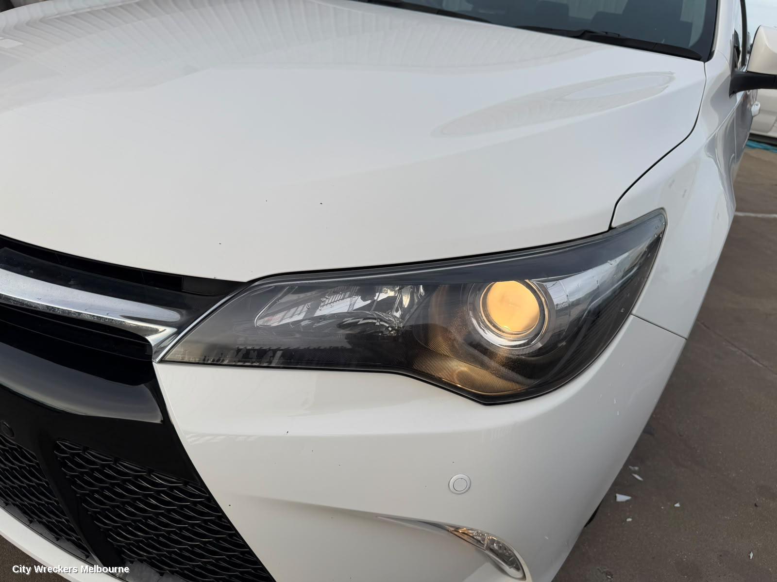 TOYOTA CAMRY COURTESY LIGHT, XV50, FRONT (CENTRE), 05/2015 - 10/2017