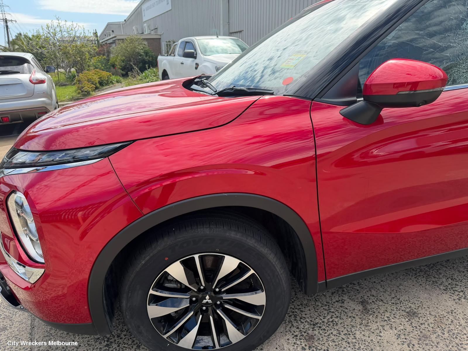 MITSUBISHI OUTLANDER OVERFLOW BOTTLE, ZM, 08/2021 ONWARDS
