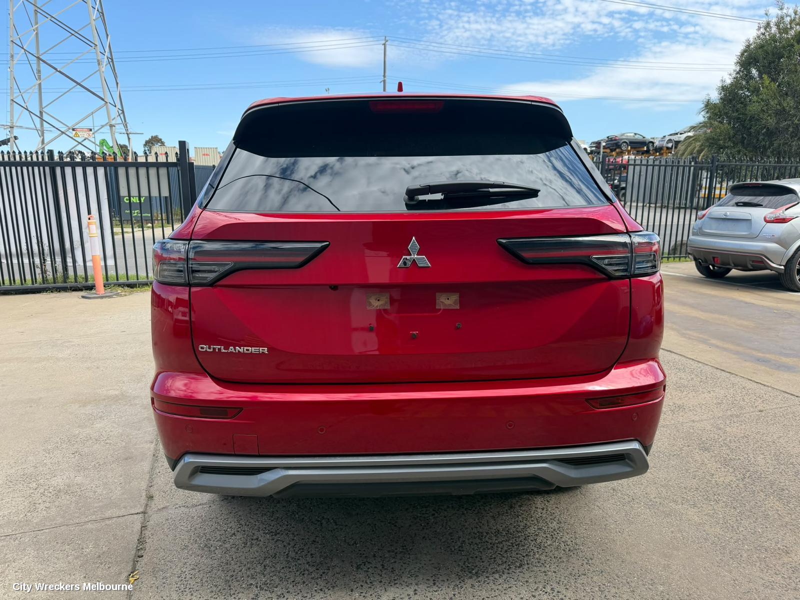 MITSUBISHI OUTLANDER OVERFLOW BOTTLE, ZM, 08/2021 ONWARDS