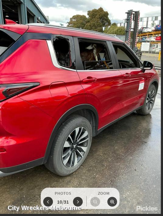 MITSUBISHI OUTLANDER ROOF RAIL