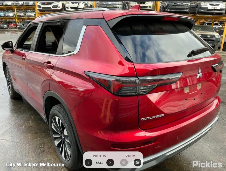 MITSUBISHI OUTLANDER ROOF RAIL