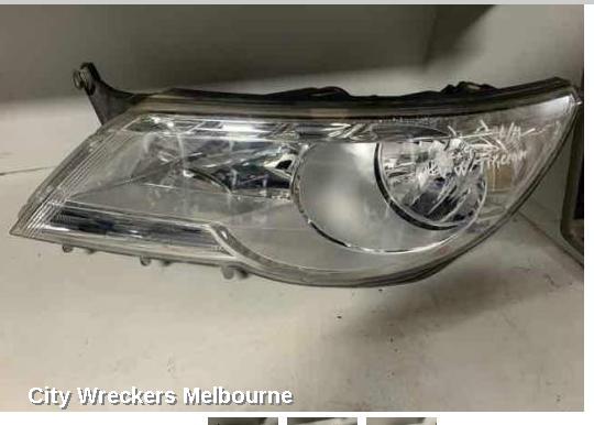 VOLKSWAGEN TIGUAN LEFT HEADLAMP, 5N, HALOGEN TYPE, 05/2008 - 06/2011