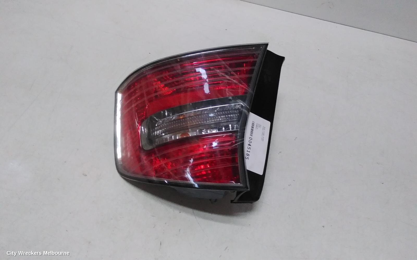 SUBARU LIBERTY RIGHT TAILLIGHT, 4TH GEN, SEDAN, CLEAR TYPE, 4 BULB, 09/2003 - 06/2006