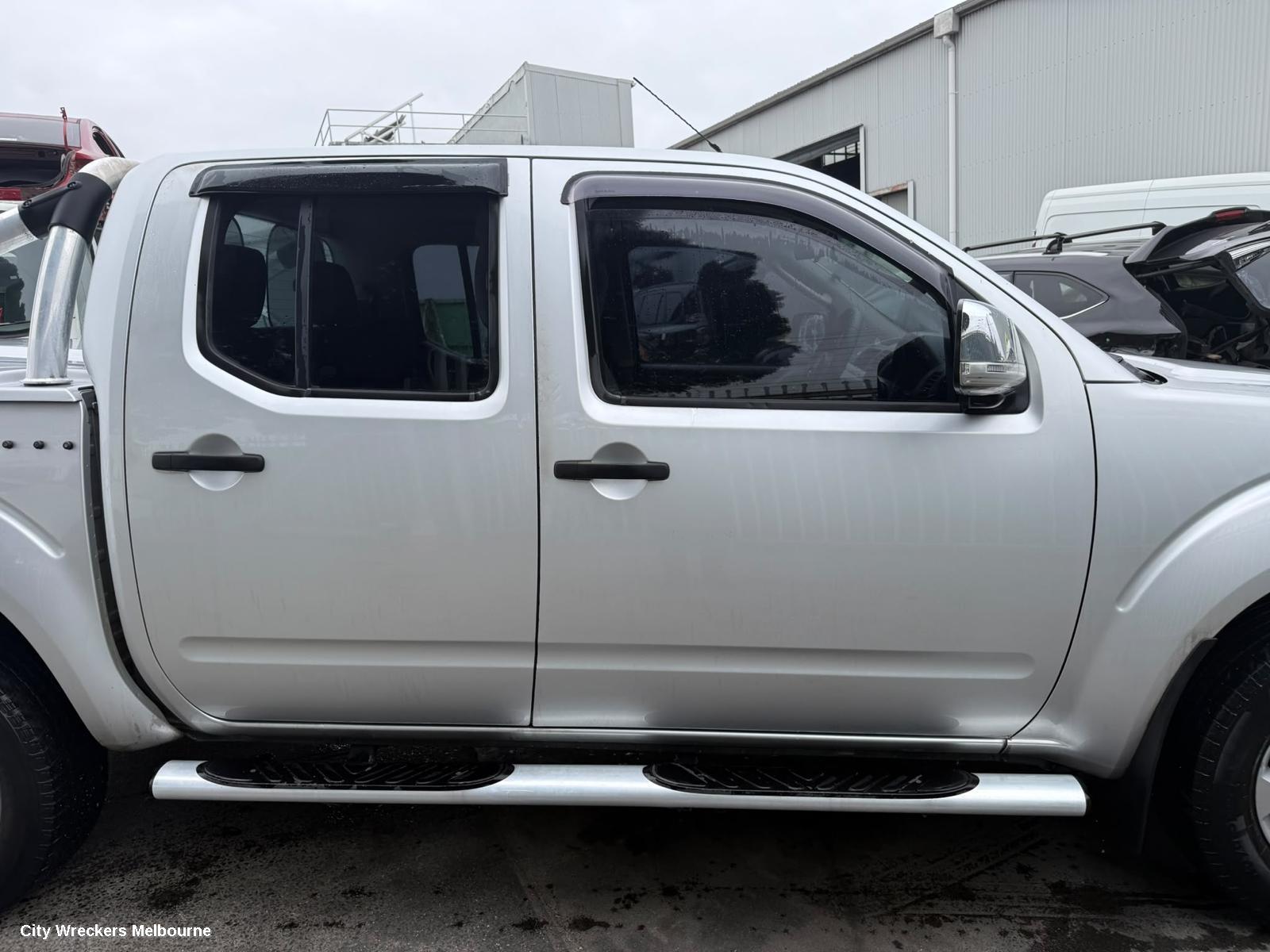 NISSAN NAVARA LEFT FRONT DOOR WINDOW, D40 (VIN VSK), 09/2005 - 08/2015