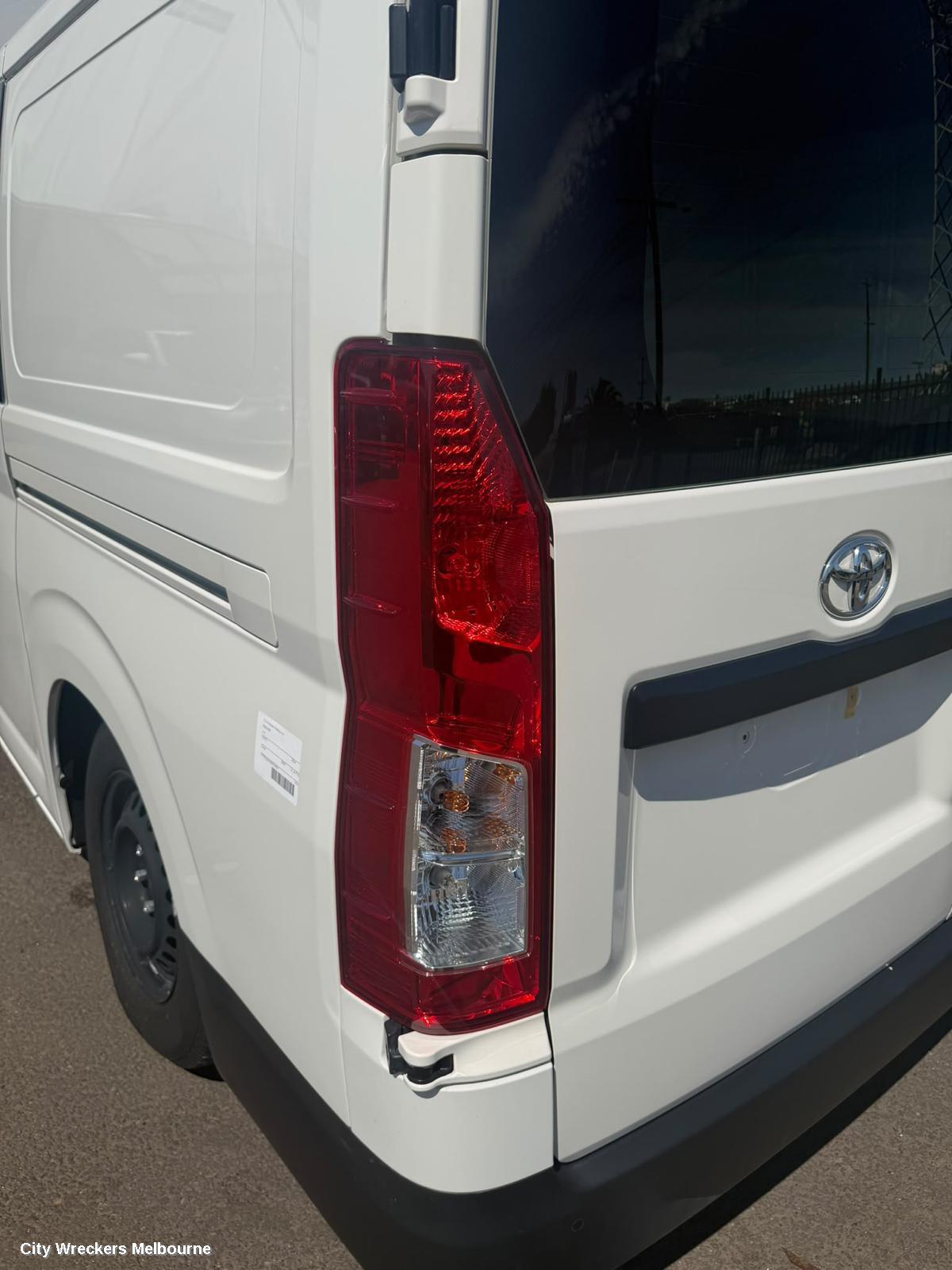 TOYOTA HIACE RIGHT TAILLIGHT, 300 SERIES, IN BODY, W/ HALOGEN TYPE, 02/2019 ONWARDS