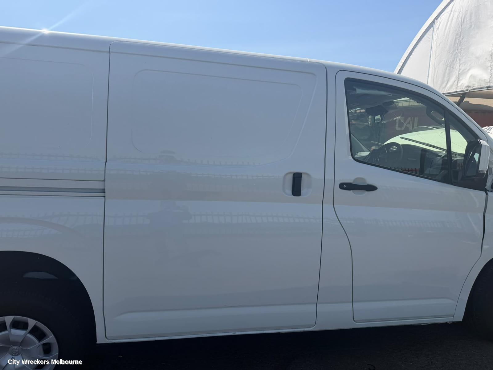 TOYOTA HIACE RIGHT TAILLIGHT, 300 SERIES, IN BODY, W/ HALOGEN TYPE, 02/2019 ONWARDS