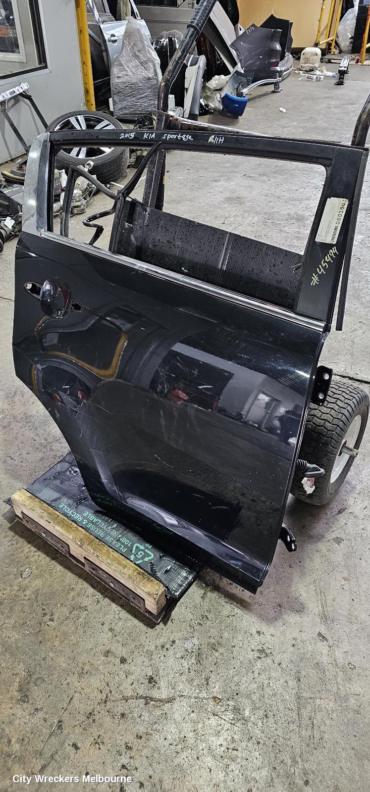 KIA SPORTAGE RIGHT REAR DOOR, SL, 05/2010 - 10/2015