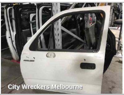 TOYOTA HILUX LEFT FRONT DOOR, DUAL CAB, UTE BACK, 1/4 GLASS TYPE, 09/1997 - 03/2005