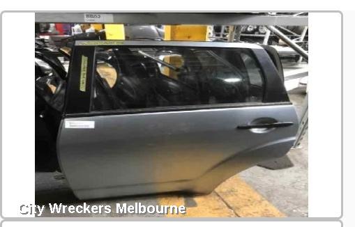 MITSUBISHI OUTLANDER LEFT REAR DOOR/SLIDING, ZG, 11/2006 - 09/2009
