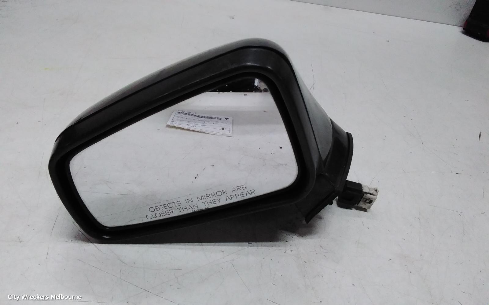MITSUBISHI MAGNA LEFT DOOR MIRROR, TL-TW, POWER, BLACK, 07/2003 - 08/2005