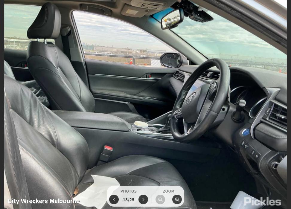 TOYOTA CAMRY LEFT DOOR MIRROR, XV70, W/ POWER FOLD, BLIND SPOT TYPE, NON CAMERA TYPE, COLOUR CODED, 09/2017 - 01/2021