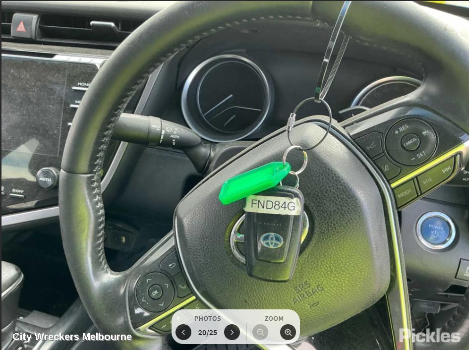 TOYOTA CAMRY LEFT DOOR MIRROR, XV70, W/ POWER FOLD, BLIND SPOT TYPE, NON CAMERA TYPE, COLOUR CODED, 09/2017 - 01/2021