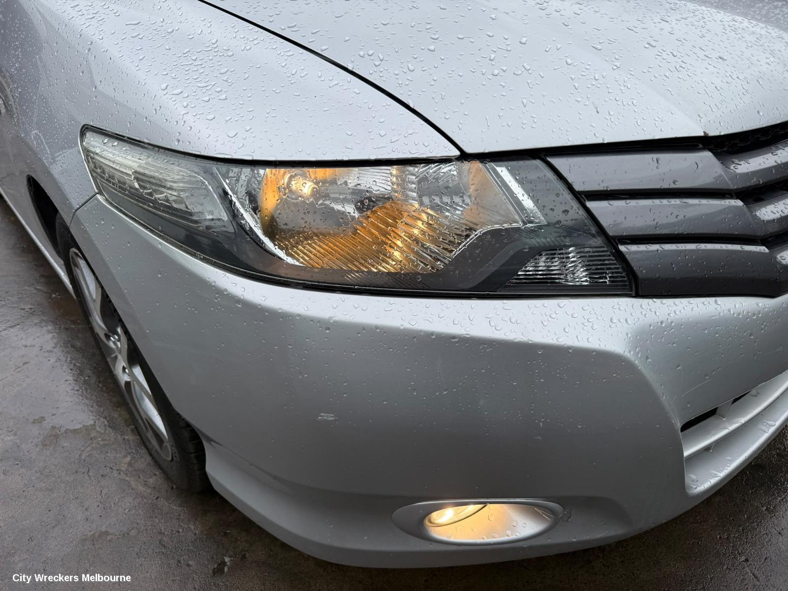 HONDA CITY RIGHT HEADLAMP, GM, 01/2009 - 12/2013