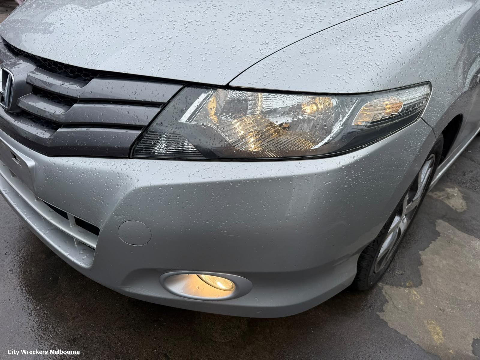 HONDA CITY RIGHT HEADLAMP, GM, 01/2009 - 12/2013