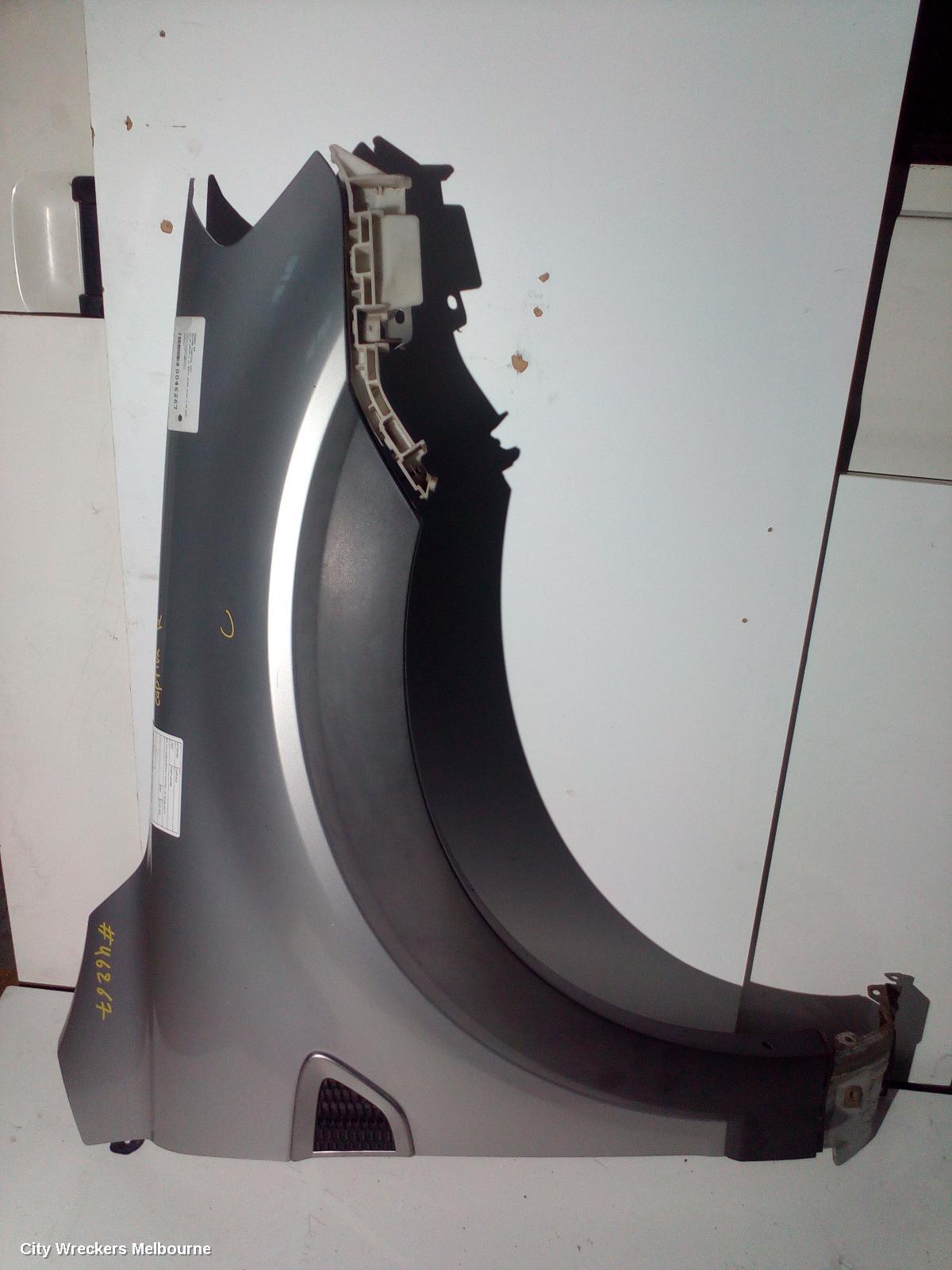 HOLDEN CAPTIVA RIGHT GUARD, CG, CX/LX/SX/CAPTIVA 7 (4TH VIN = C), 09/2006 - 02/2011