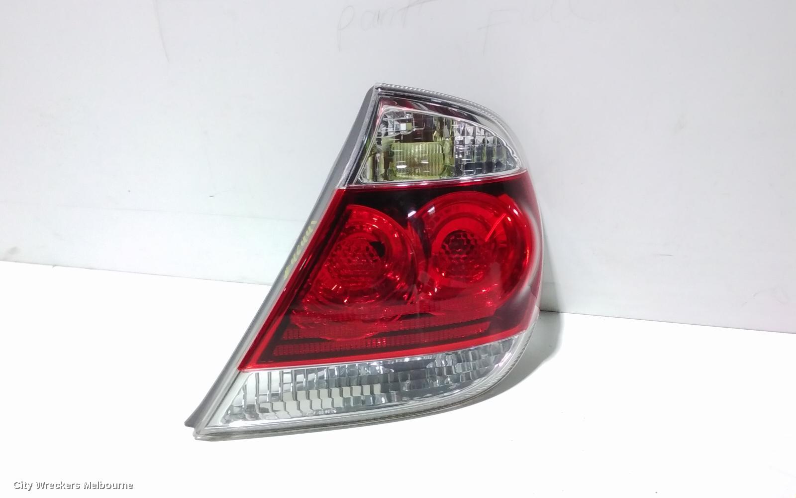 TOYOTA CAMRY RIGHT TAILLIGHT, SK36, REVERSE LAMP TOP/BOTTOM (SPORTIVO), 08/2002 - 05/2006