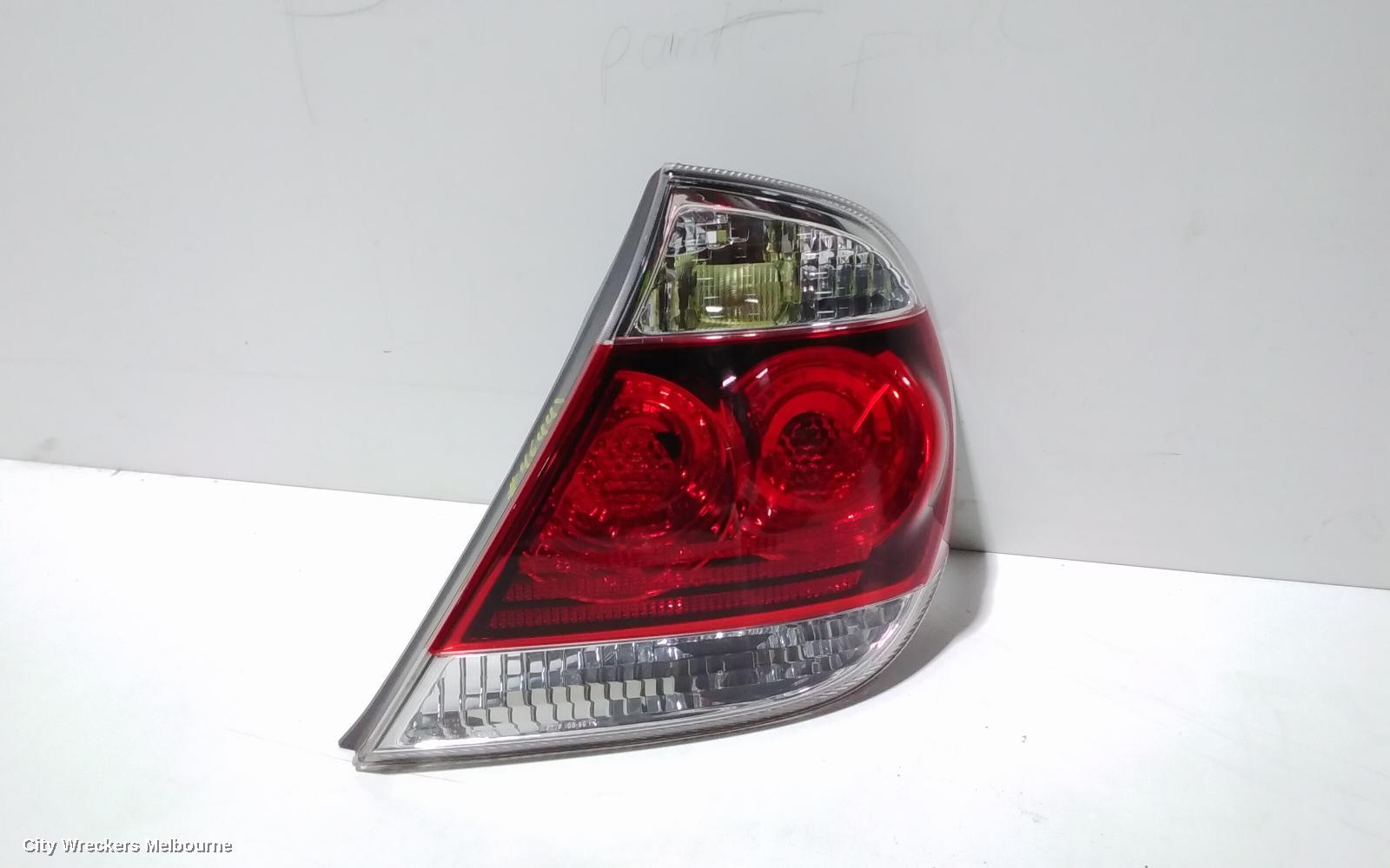 TOYOTA CAMRY RIGHT TAILLIGHT, SK36, REVERSE LAMP TOP/BOTTOM (SPORTIVO), 08/2002 - 05/2006