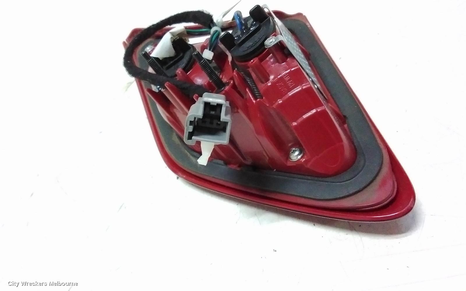 HOLDEN COMMODORE REAR GARNISH, BOOTLID LAMP (LH SIDE), VF, SEDAN, CLEAR TYPE, EVOKE/SV6/SS/INTERNATIONAL, 05/2013 - 12/2017