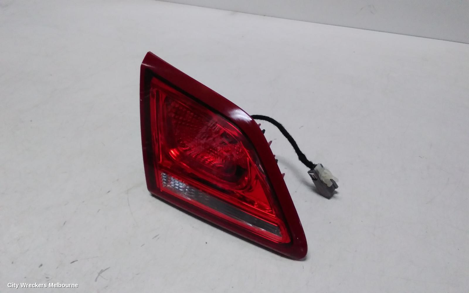 HOLDEN COMMODORE REAR GARNISH, BOOTLID LAMP (LH SIDE), VF, SEDAN, CLEAR TYPE, EVOKE/SV6/SS/INTERNATIONAL, 05/2013 - 12/2017