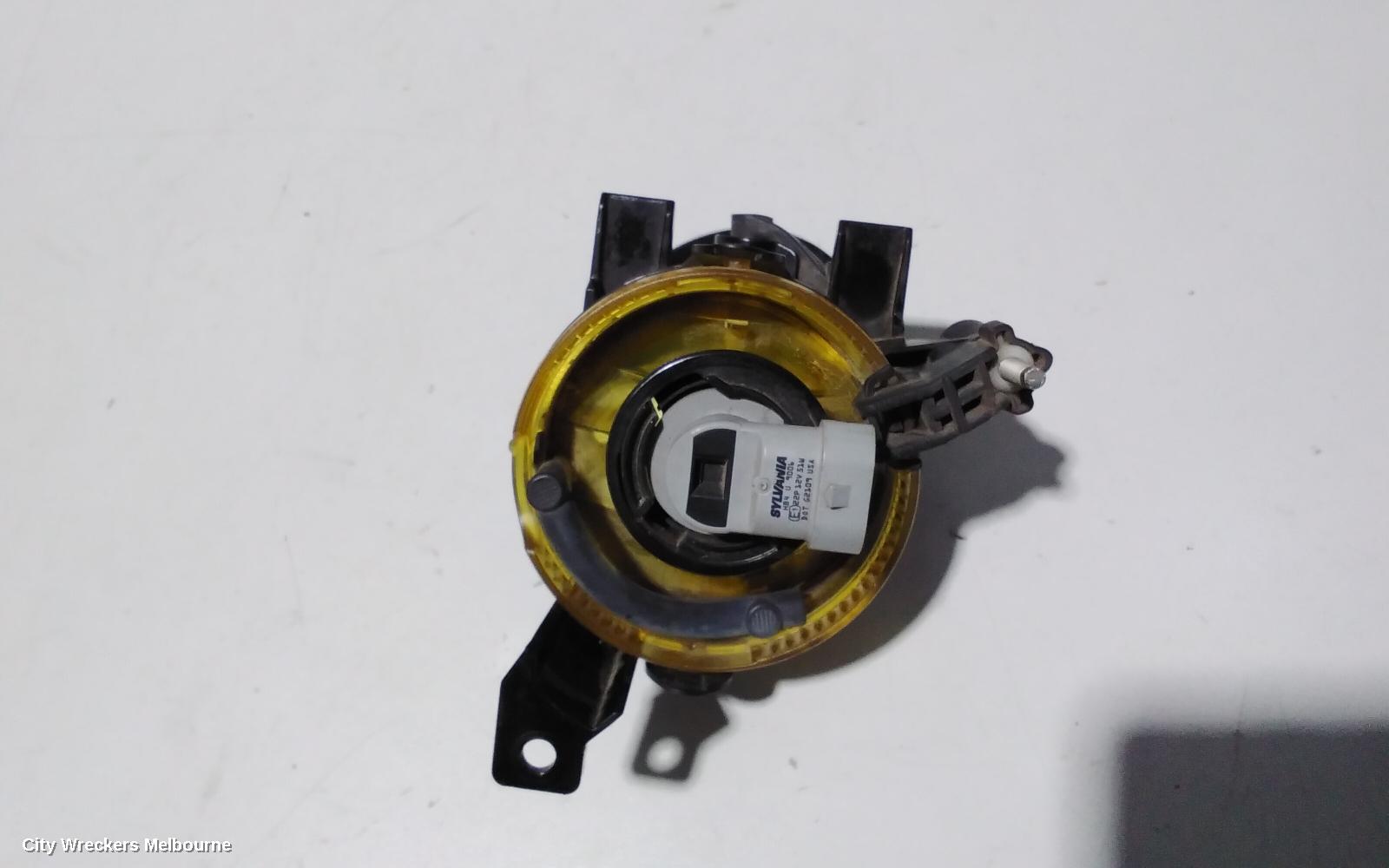 VOLKSWAGEN GOLF LEFT INDICATOR/FOG/SIDE, BUMPER FOGLAMP, GEN 5, STANDARD TYPE, 07/2004 - 02/2009