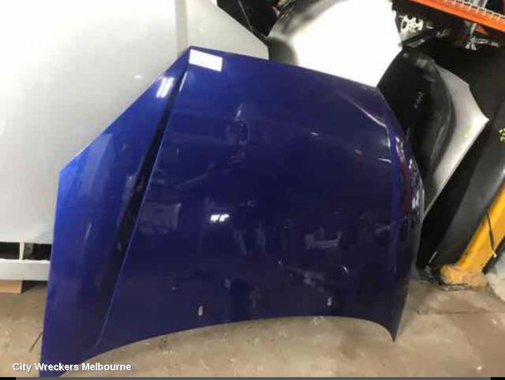 FORD FOCUS BONNET, LR, 01/2001 - 06/2005