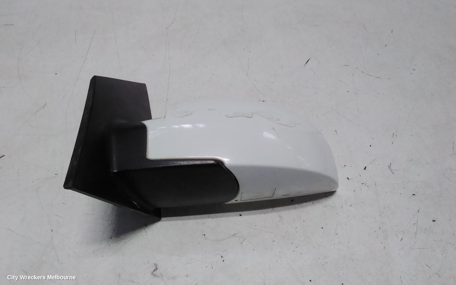 HYUNDAI GETZ LEFT DOOR MIRROR, TB, 3DR/5DR HATCH, POWER, COLOUR CODED, 09/2002 - 09/2011