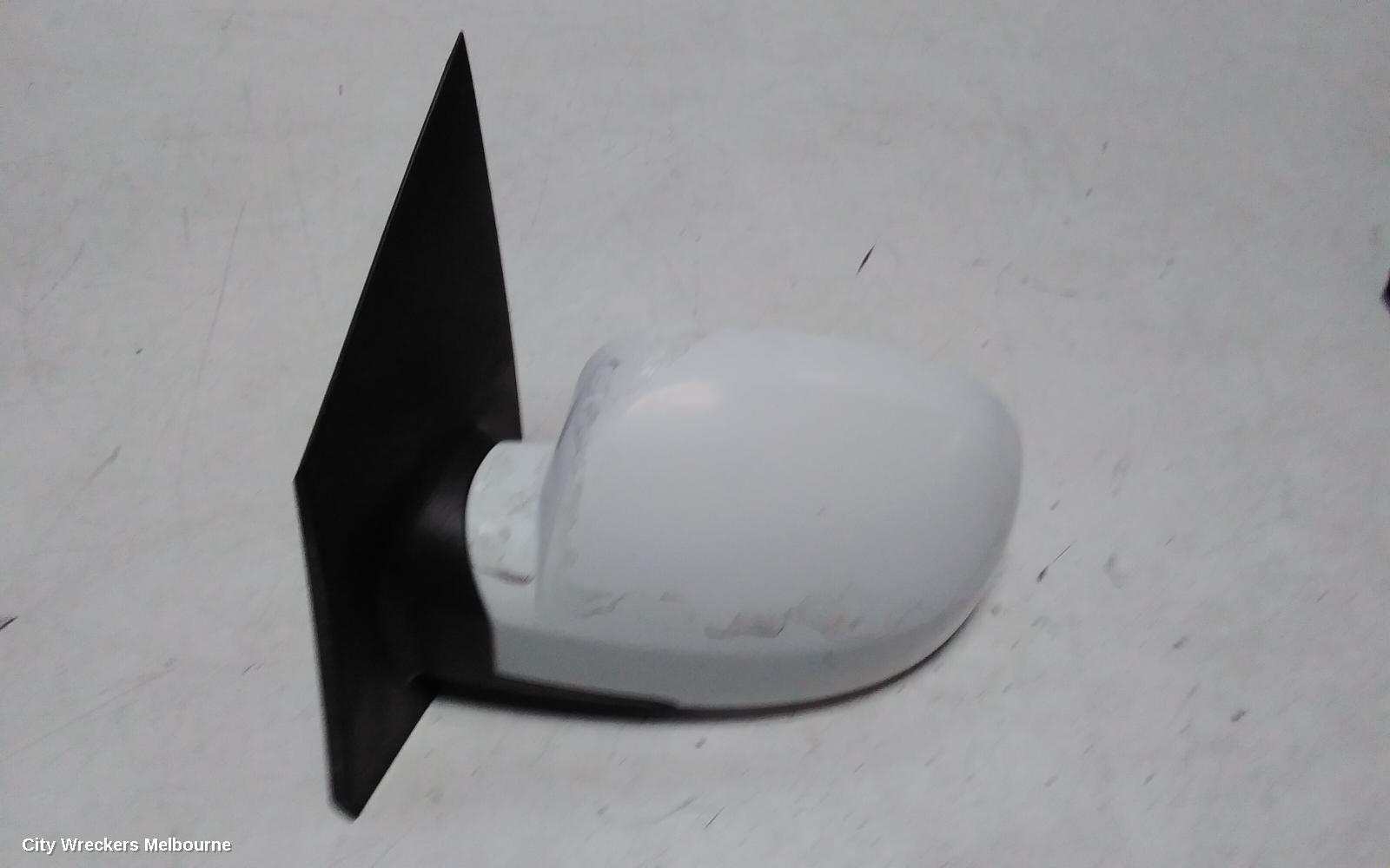 HYUNDAI GETZ LEFT DOOR MIRROR, TB, 3DR/5DR HATCH, POWER, COLOUR CODED, 09/2002 - 09/2011