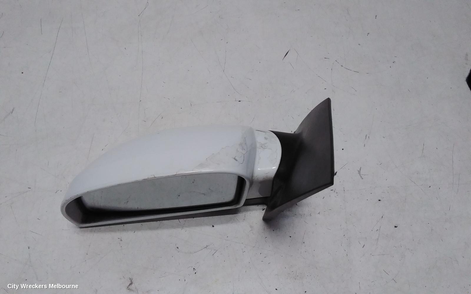 HYUNDAI GETZ LEFT DOOR MIRROR, TB, 3DR/5DR HATCH, POWER, COLOUR CODED, 09/2002 - 09/2011