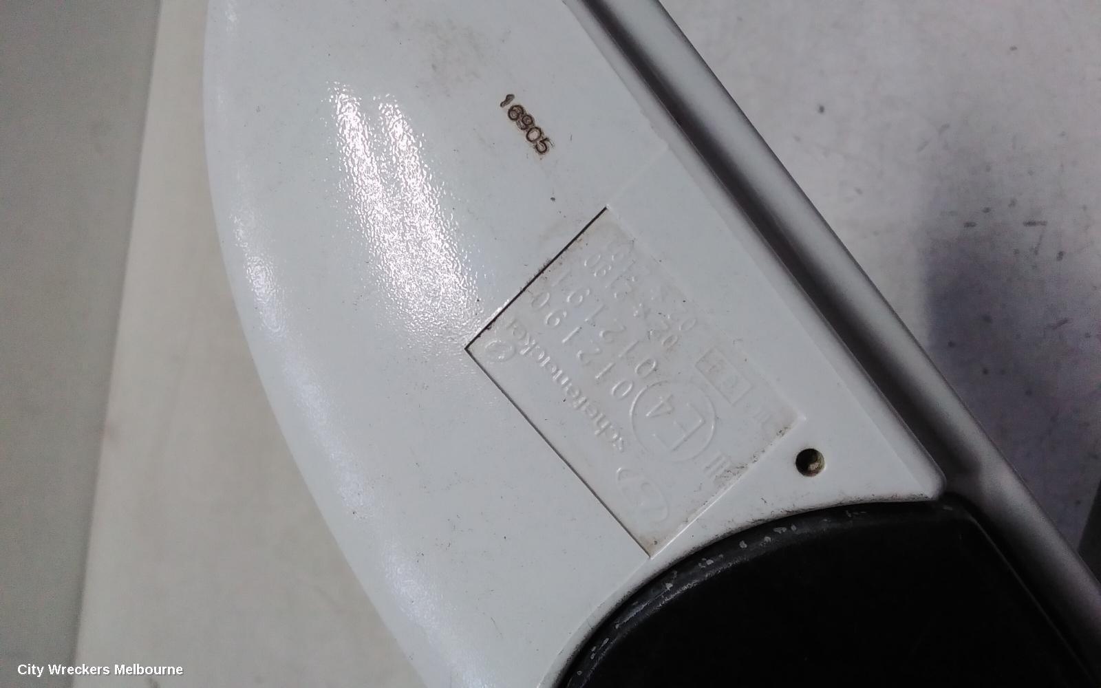 HYUNDAI GETZ LEFT DOOR MIRROR, TB, 3DR/5DR HATCH, POWER, COLOUR CODED, 09/2002 - 09/2011