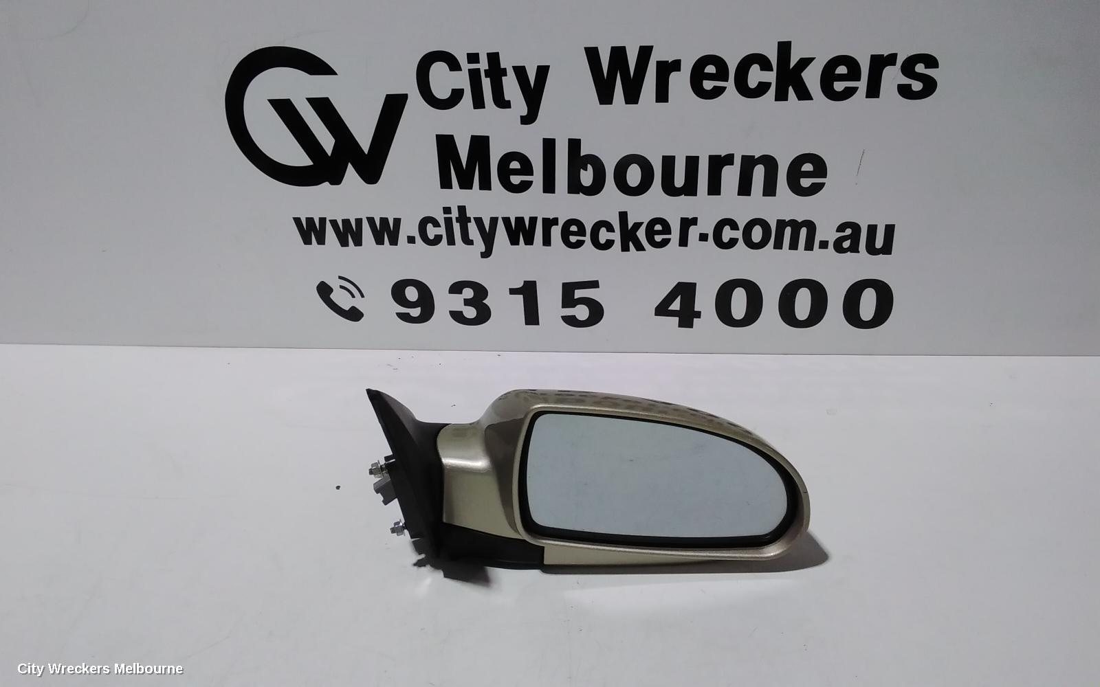 HYUNDAI ELANTRA RIGHT DOOR MIRROR, XD, POWER, COLOUR CODED, 10/2003 - 07/2006