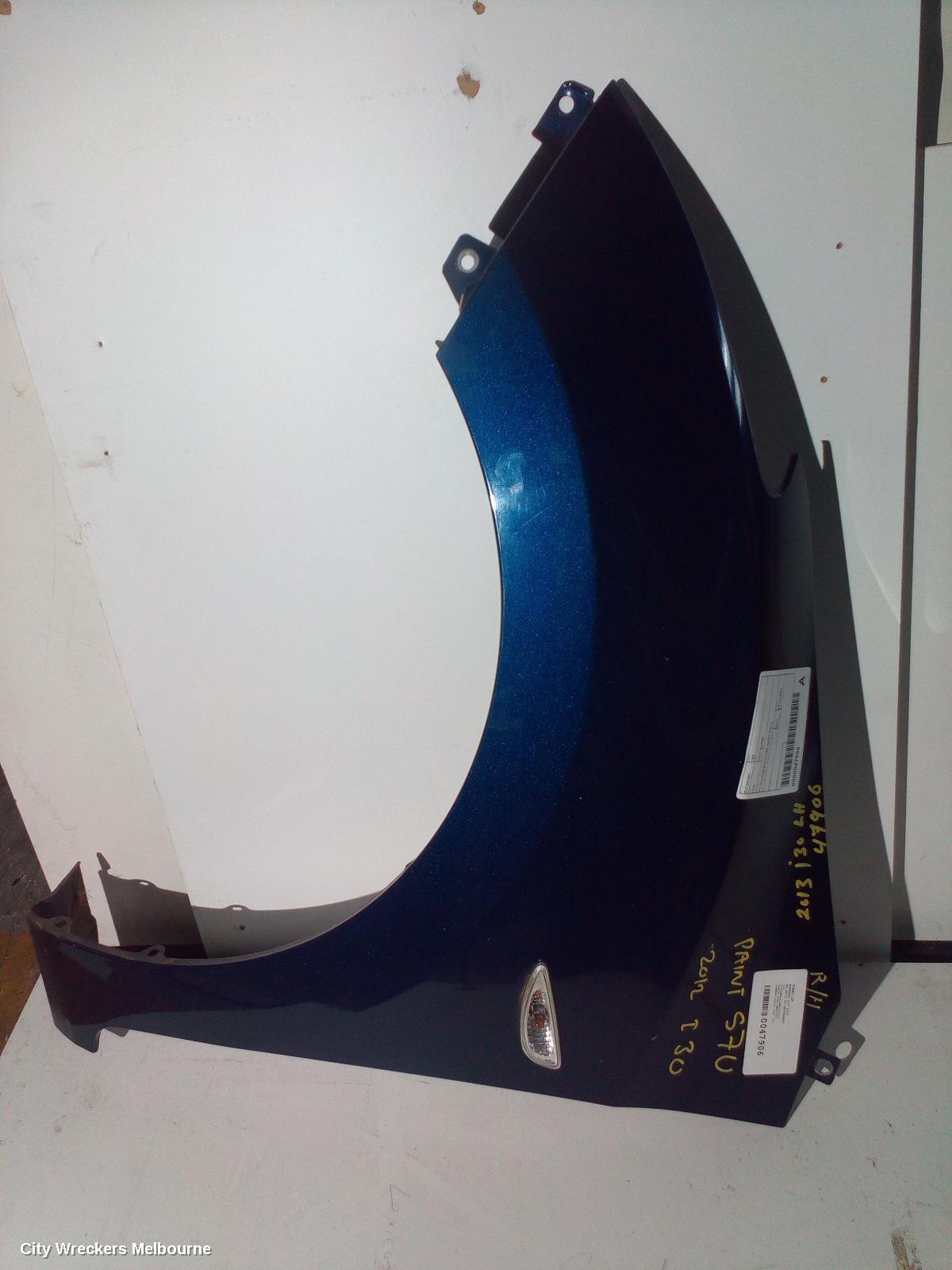 HYUNDAI I30 LEFT GUARD, FD, W/ INDICATOR TYPE, 09/2007 - 04/2012