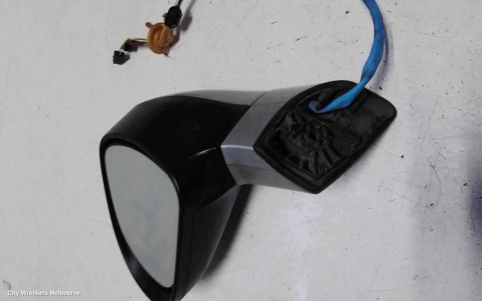 PEUGEOT 308 LEFT DOOR MIRROR, T7, HATCH/WAGON, POWER FOLDING, 2 PLUG TYPE, 09/2007 - 12/2013