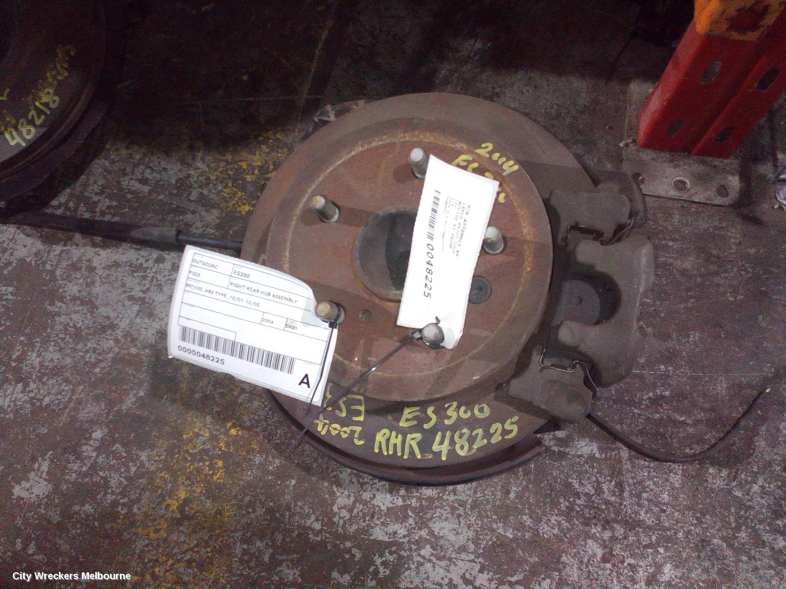 LEXUS ES300 (92-05) RIGHT REAR HUB ASSEMBLY, MCV30, ABS TYPE, 10/2001 - 12/2005