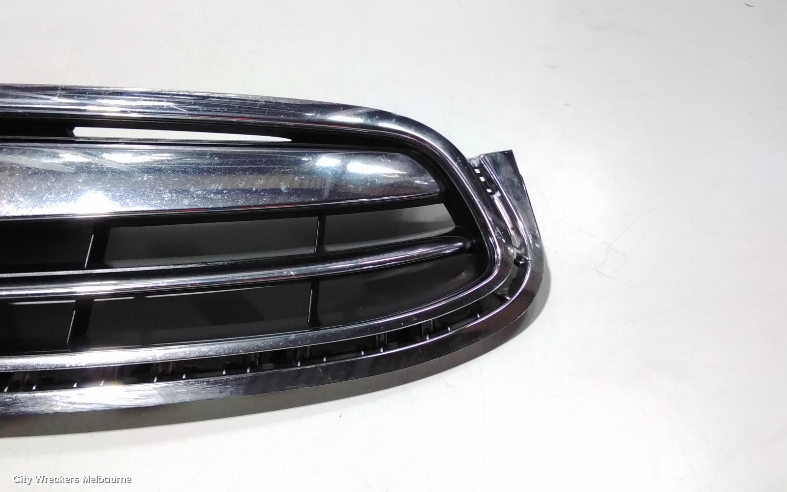 HOLDEN CAPTIVA GRILLE, RADIATOR GRILLE, CG, CAPTIVA 7 (4TH VIN = C), 01/2011 - 09/2015