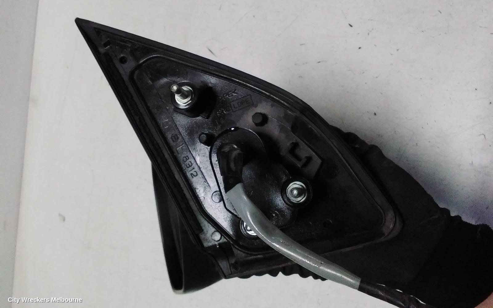 MITSUBISHI OUTLANDER LEFT DOOR MIRROR, ZG, 3 WIRE TYPE, 11/2006 - 09/2009