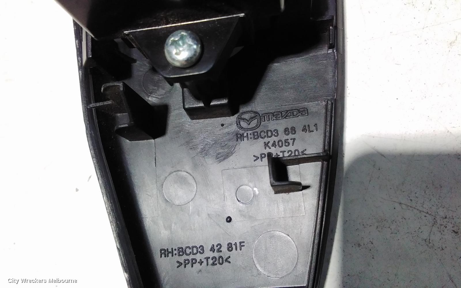 MAZDA 3 PWR DR WIND SWITCH, RH FRONT (MASTER SWITCH), NON FOLDING TYPE, BL, 04/2009 - 10/2013