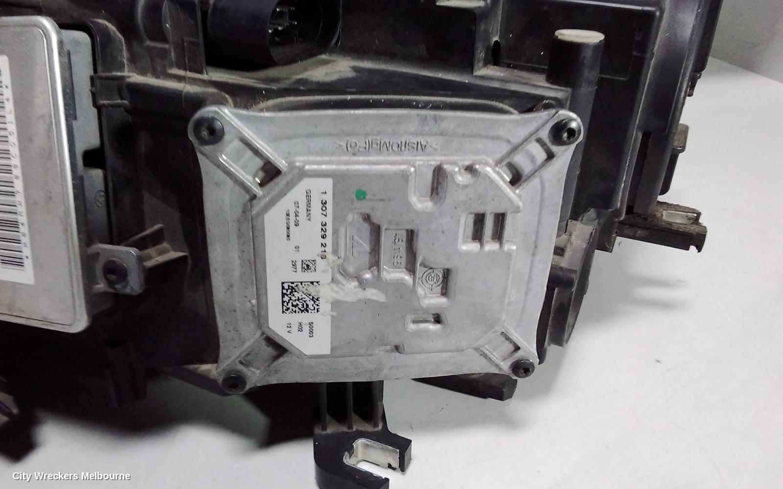 AUDI A4 RIGHT HEADLAMP, B8 8K, XENON-ADAPTIVE TYPE, 02/2008 - 06/2012