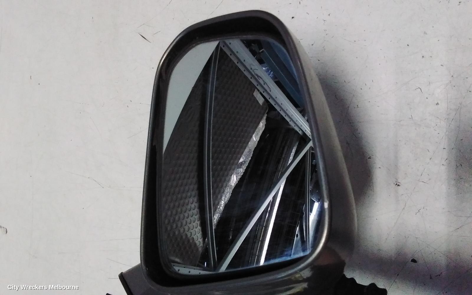 HOLDEN CAPTIVA LEFT DOOR MIRROR, CG, MAXX/CAPTIVA 5 (4TH VIN = D), 09/2006 - 02/2011