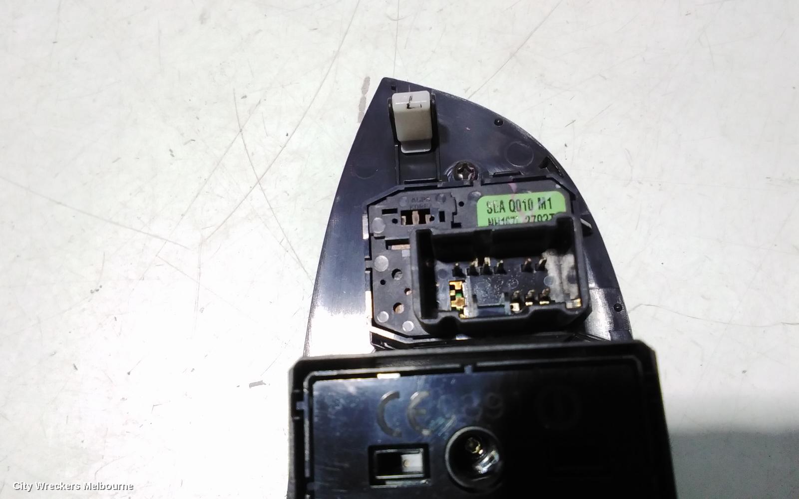 HONDA ACCORD PWR DR WIND SWITCH, RH FRONT (MASTER SWITCH), 7TH GEN, CL/EURO (VIN JHMCL), 06/2003 - 03/2008