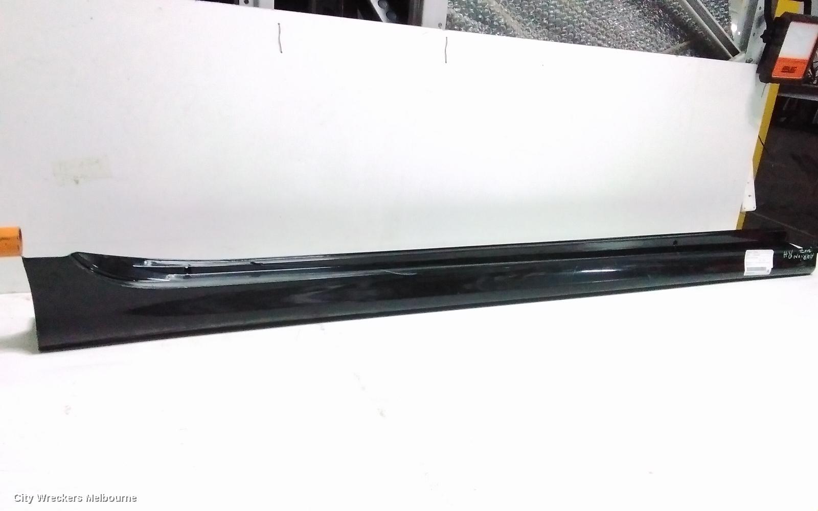 TOYOTA AURION SIDE STEP/SKIRT, GSV40R, RH SIDE, 10/2006 - 03/2012