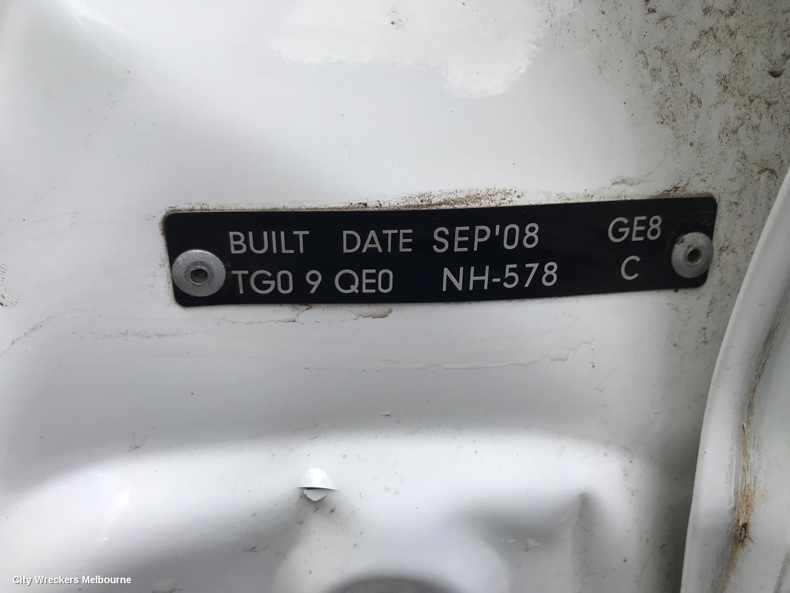 HONDA JAZZ LEFT HEADLAMP, GE, 08/2008 - 03/2011