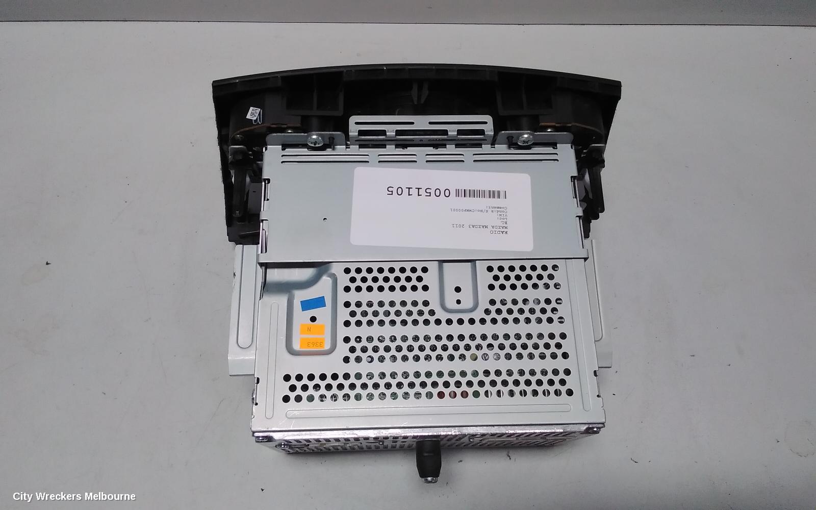 MAZDA 3 RADIO/CD/DVD/SAT/TV, STANDARD CD PLAYER, BL, 04/2009 - 10/2013