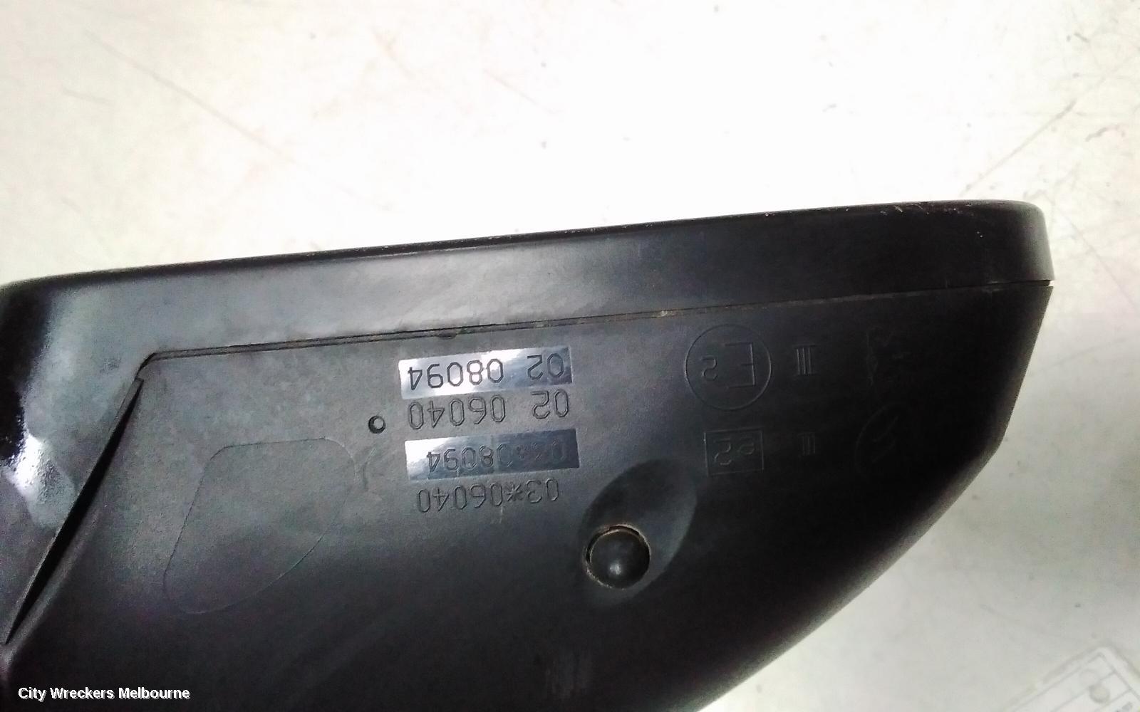 PEUGEOT 308 RIGHT DOOR MIRROR, T7, HATCH/WAGON, MANUAL FOLDING, 2 PLUG TYPE, 09/2007 - 12/2013