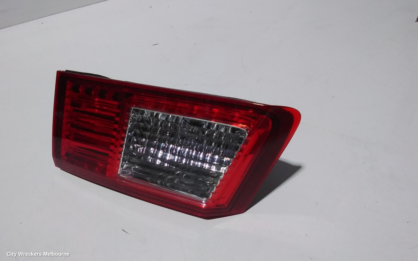 TOYOTA CAMRY REAR GARNISH, BOOTLID LAMP (RH SIDE), STANDARD, LED TYPE, ACV40/SPORTIVO, 07/2009 - 11/2011