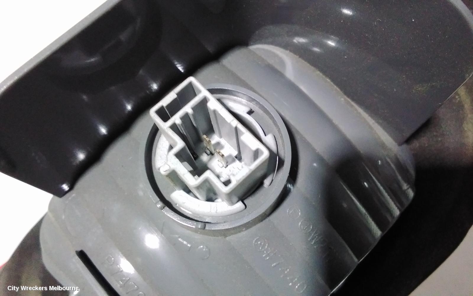 TOYOTA CAMRY REAR GARNISH, BOOTLID LAMP (RH SIDE), STANDARD, LED TYPE, ACV40/SPORTIVO, 07/2009 - 11/2011