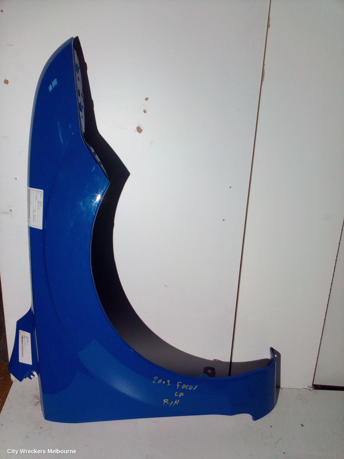 FORD FOCUS RIGHT GUARD, LR, 01/2001 - 06/2005
