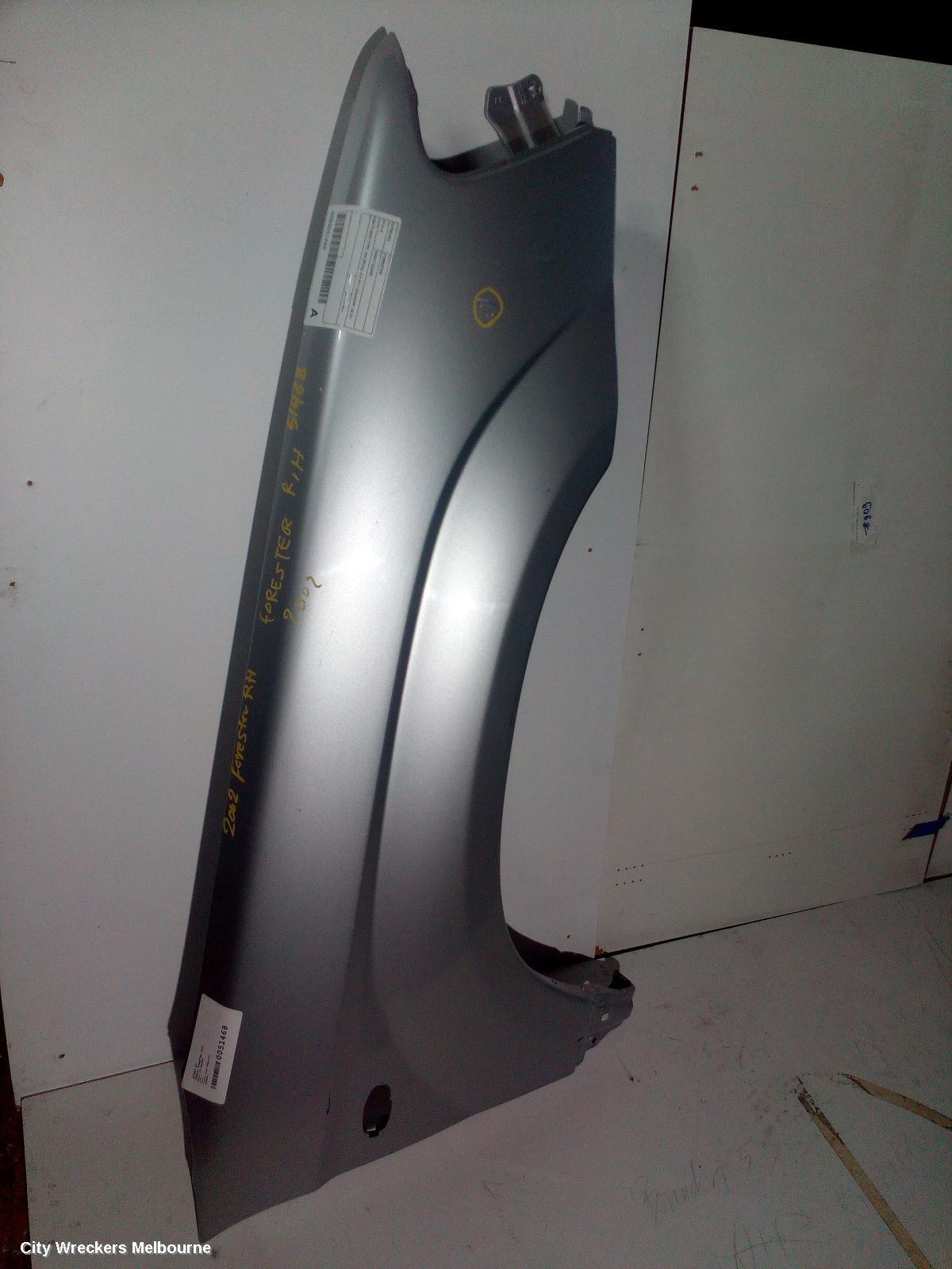 SUBARU FORESTER RIGHT GUARD, NON FLARED TYPE, VIN JF2SG, P/N 57110SA0009P, 05/2002 - 05/2005