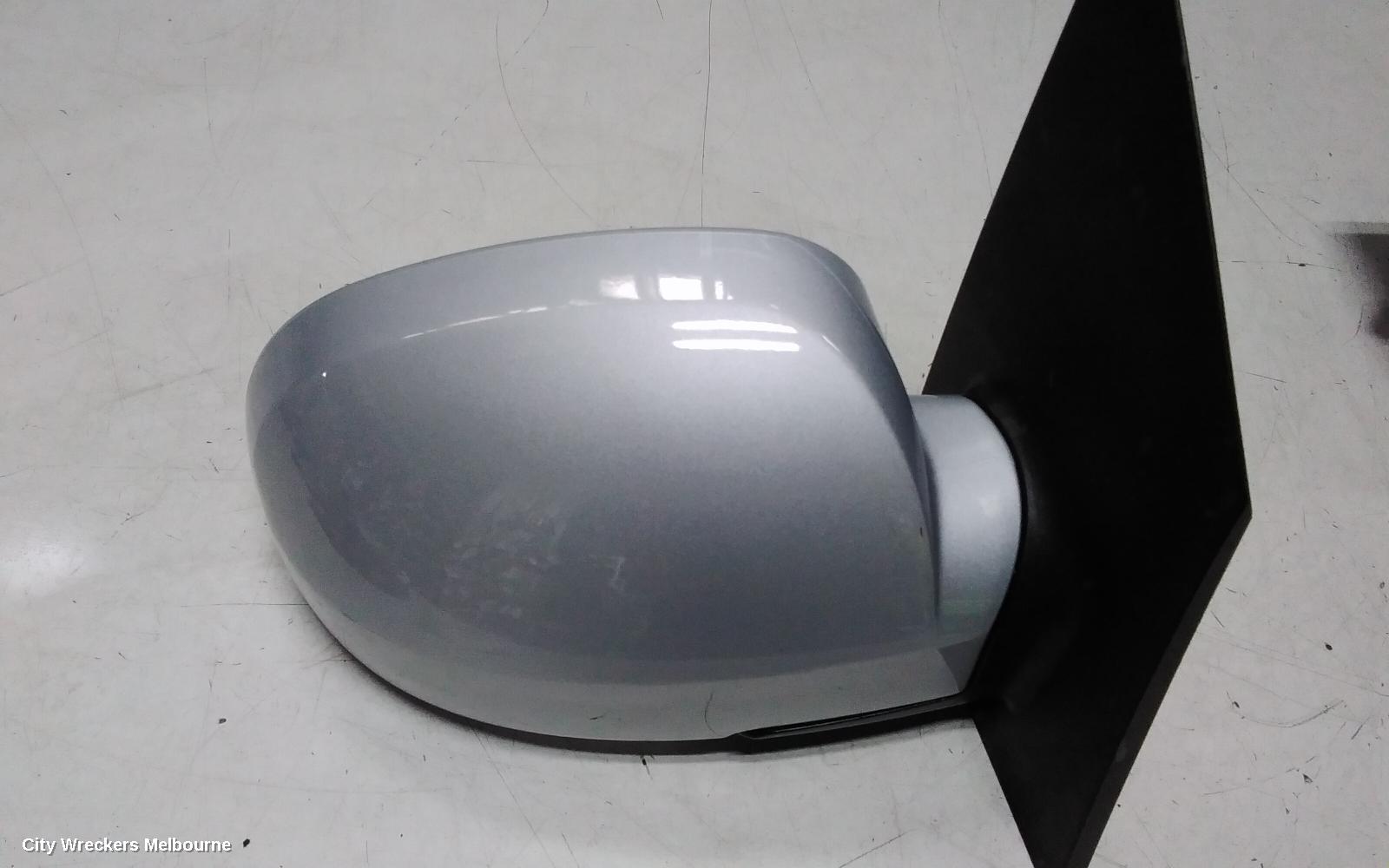 HYUNDAI GETZ RIGHT DOOR MIRROR, TB, 3DR/5DR HATCH, POWER, COLOUR CODED, 09/2002 - 09/2011